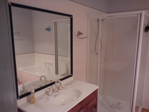 Avala Accommodation Daylesford - Tourism TAS 4