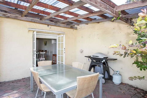 Plummers Mill - Central Townhouse - Hobart Tourism 6