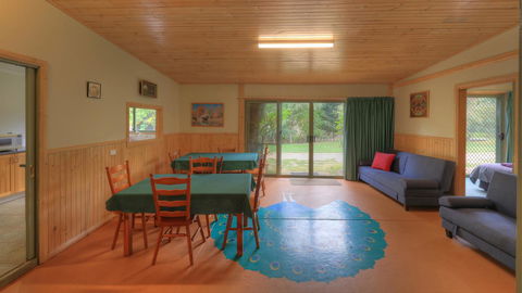 Aspens Springs Farmstay - Tourism TAS 6