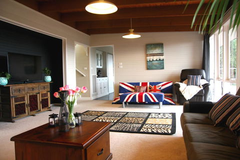 Beautiful View House - Tourism TAS 3