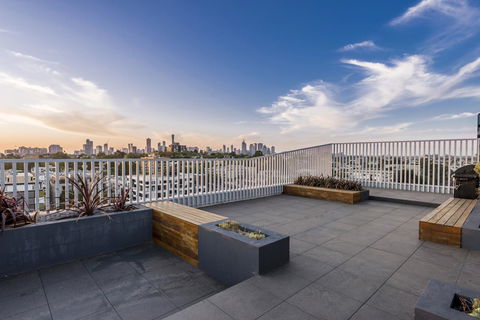 Oaks Melbourne South Yarra Suites - Tourism TAS 8