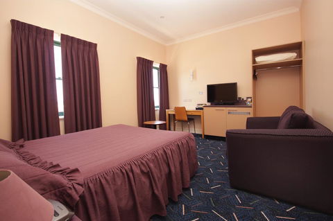 Mitchell River Tavern - Hobart Tourism 28