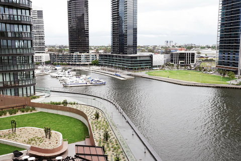 Auzzie Apartments Docklands, Melbourne - Hobart Tourism 20