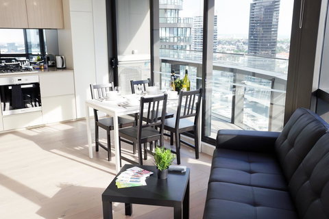 Auzzie Apartments Docklands, Melbourne - Hobart Tourism 30