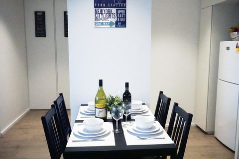 Auzzie Apartments Docklands, Melbourne - Hobart Tourism 9