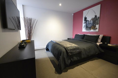 Society Accommodation - Hobart Tourism 6