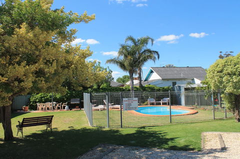 Rochester Motel - Hobart Tourism 0