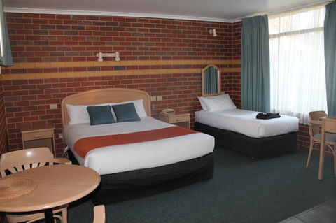 Rochester Motel - Hobart Tourism 11