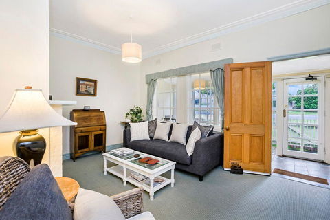 Edge17 Port Fairy Wharf - Hobart Tourism 1