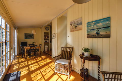 Edge17 Port Fairy Wharf - Hobart Tourism 24