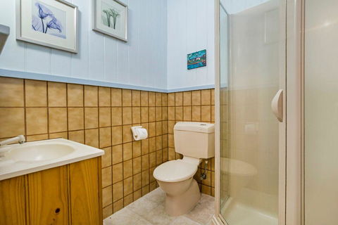 Edge17 Port Fairy Wharf - Hobart Tourism 9