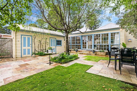 Edge17 Port Fairy Wharf - Hobart Tourism 2