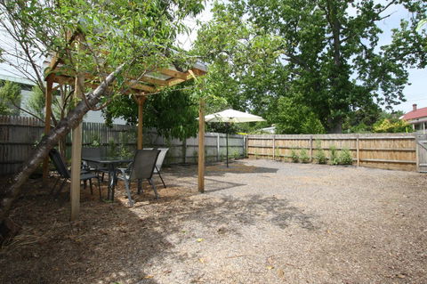 A Stroll Away - Tourism TAS 11