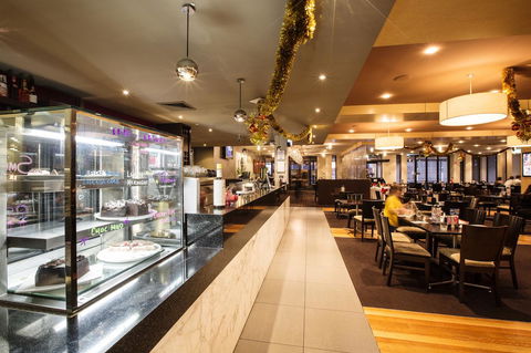 Nightcap At Excelsior Hotel - Tourism TAS 32