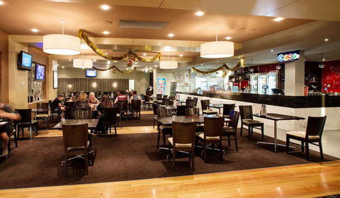 Nightcap At Excelsior Hotel - Tourism TAS 34
