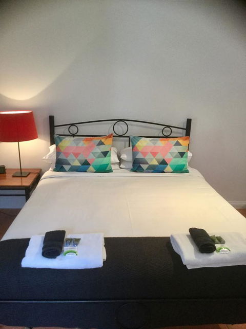 At The Beach Apartments - Hobart Tourism 11