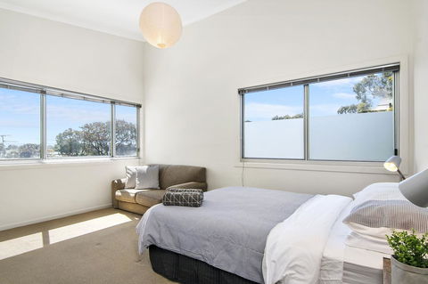 Bask At The Glade - Rejuvenate Stays - Hobart Tourism 4
