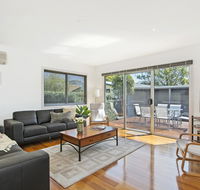 Bask at The Glade - Rejuvenate Stays - Hobart Tourism