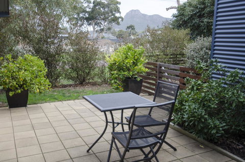 Corrugated Cottage - Tourism TAS 10