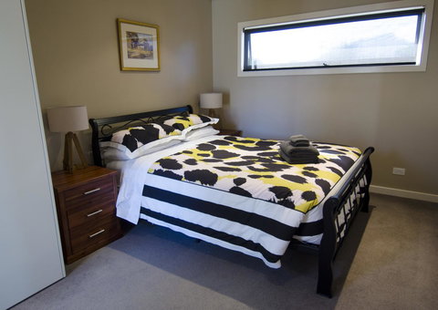 Corrugated Cottage - Tourism TAS 20