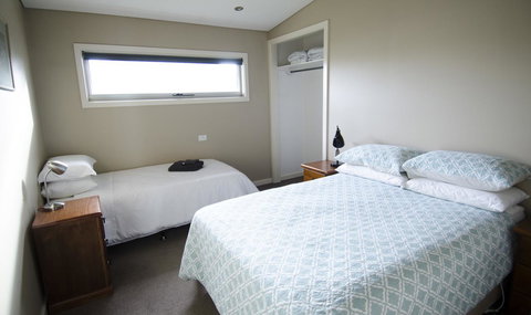 Corrugated Cottage - Tourism TAS 19