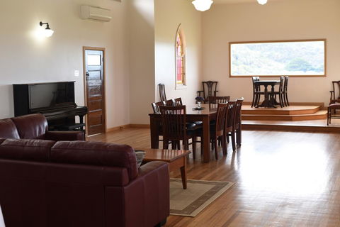 Seacroft Estate - Hobart Tourism 44