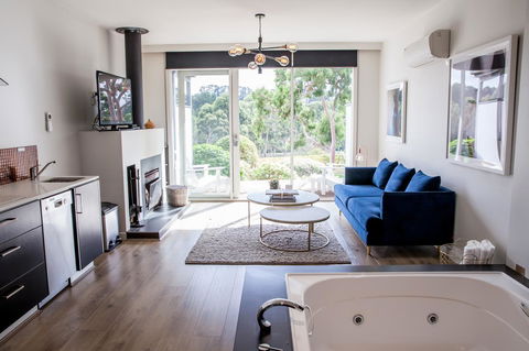 Polperro Villas - Hobart Tourism 4