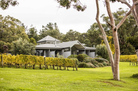 Polperro Villas - Hobart Tourism 19