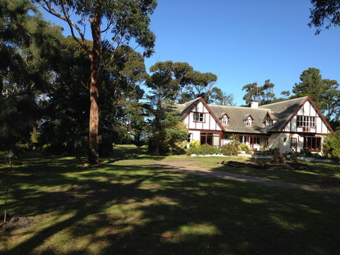 Swan Cove Beachfront - Hobart Tourism 6