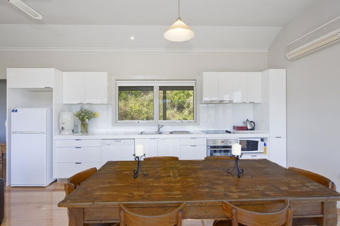 Johanna Seaside Cottages - Tourism TAS 17