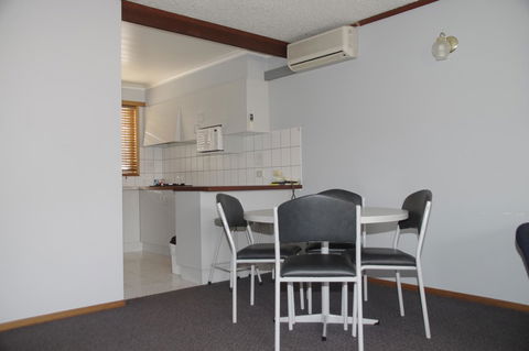 Blue Whale Motor Inn & Apartments - Hobart Tourism 28