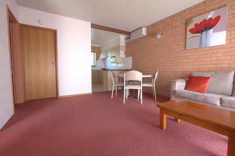 Blue Whale Motor Inn & Apartments - Hobart Tourism 30