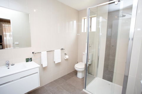 Blue Whale Motor Inn & Apartments - Hobart Tourism 11