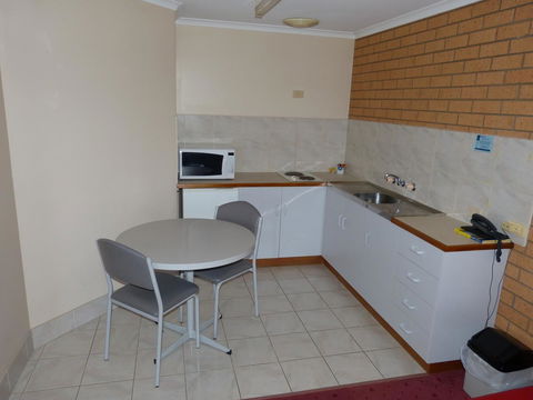 Blue Whale Motor Inn & Apartments - Hobart Tourism 27
