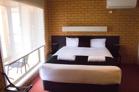 Blue Whale Motor Inn & Apartments - Hobart Tourism 4