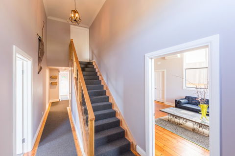 The Old Mechanics - Tourism TAS 8