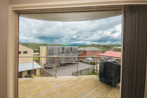 The Pitch - Hobart Tourism 11