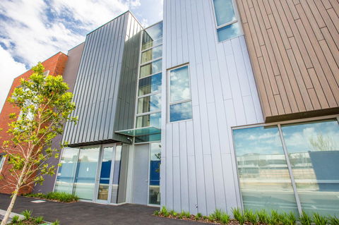 Docklands Waterfront Luxury Villa - Tourism TAS 0