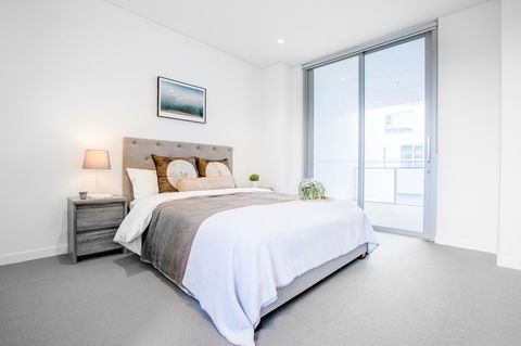 Docklands Waterfront Luxury Villa - Tourism TAS 25