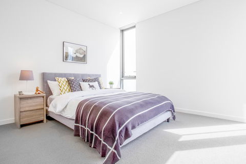 Docklands Waterfront Luxury Villa - Tourism TAS 21