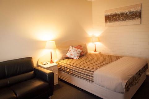 Ambassador Motor Inn - Hobart Tourism 33