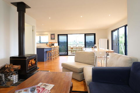 Via Nuova - Hobart Tourism 6