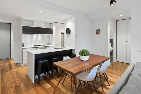 District Apartments Fitzroy - Tourism TAS 9