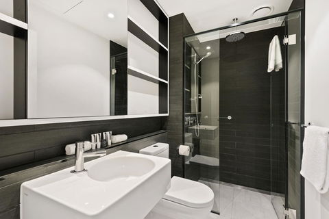 District Apartments Fitzroy - Tourism TAS 19