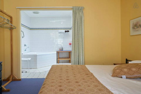 Cottages For Two - Tourism TAS 8