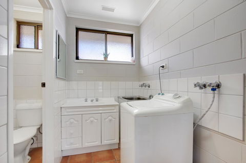 Hybiscus Waterfront Apartments - Hobart Tourism 20