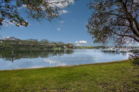 Hybiscus Waterfront Apartments - Hobart Tourism 33