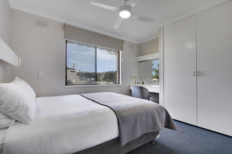 Hybiscus Waterfront Apartments - Hobart Tourism 11