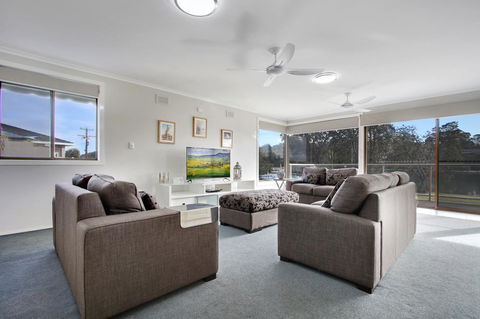 Hybiscus Waterfront Apartments - Hobart Tourism 8