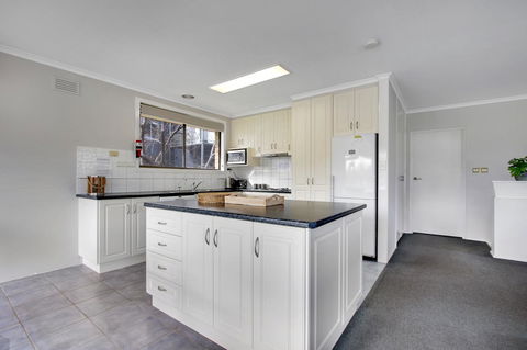 Hybiscus Waterfront Apartments - Hobart Tourism 5